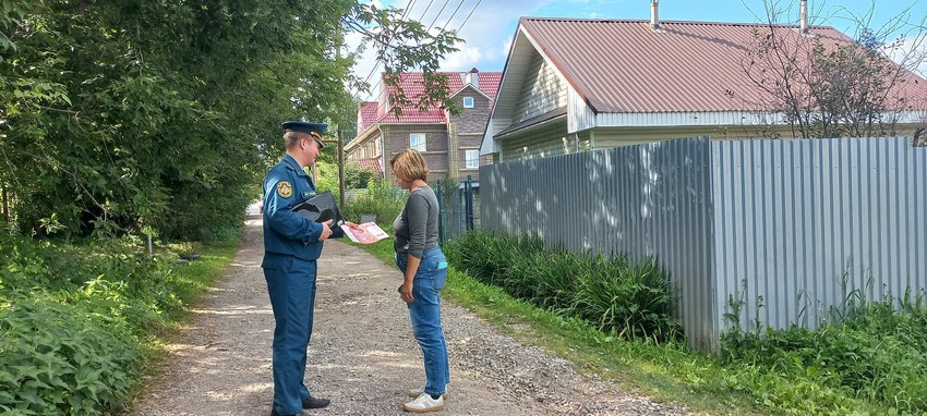 Спасатели напоминают правила использования открытого огня