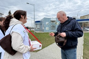 Каменск-Уральский присоединился к ежегодной Всероссийской акции помощи ветеранам «Красная гвоздика» - kamensk-uralskiy.ru