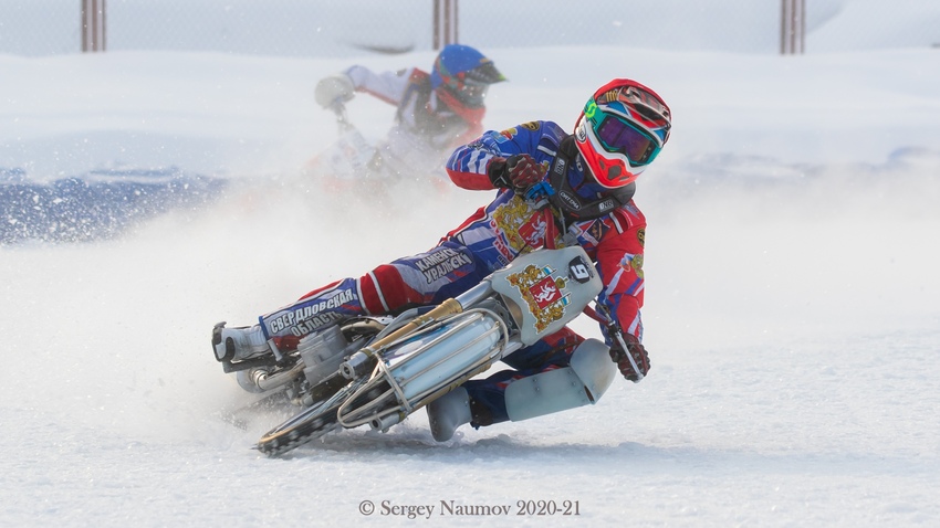 Вид спорта урал. Мотогонки супер лига Вятские Поляны 2022. Мотогонки на льду Уфа. Мотогонки на льду Уфа 2020-2021. Анатолий Бондаренко мотогонщик в новом Уренгое.
