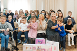 Участники Екатерининской Ассамблеи-2022 исполнили желания детей с «Дерева добра»