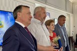 Медаль «За любовь и верность» вручили восьми супружеским парам Екатеринбурга