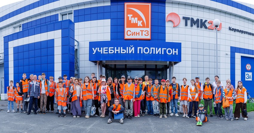 Синарские трубники развивают традиции шефской помощи