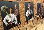 Фотовыставка «Народный облик Урала», посвящённая национальному костюму, открылась в «Домне»