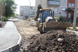Комфорт для жителей и доступность для детей: в Каменске-Уральском завершается благоустройство двора на Плеханова – Котовского