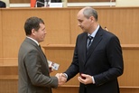 Денис Паслер поздравил Дмитрия Жукова с назначением председателем Законодательного Собрания Свердловской области