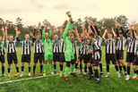 Старшая юношеская команда футбольной «Синары» из Каменска-Уральского эффектно выиграла Кубок области