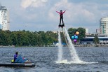 Аквабайк-фристайл и полет над водой — праздник в центре Екатеринбурга удался! Аквабайк-фристайл и полет над водой — праздник в центре Екатеринбурга удался!