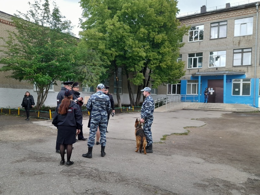 Теракт Первой Школе Фото