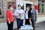 КУЛЗ поделился медицинскими масками с управлением образования Каменского городского округа